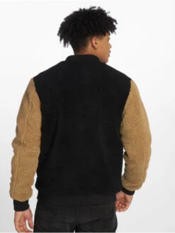 Modisches Herrenbekleidungs Geschäft -Modisches Herrenbekleidungs Geschäft 2y college jacke schwarz 643879 1