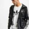 Adidas Originals Herren Übergangsjacke Lock UP WB In Schwarz 2 Adidas Originals Herren Übergangsjacke Lock UP WB In Schwarz -Modisches Herrenbekleidungs Geschäft adidas originals uebergangsjacke schwarz 871816