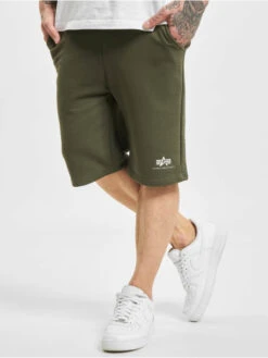 Alpha Industries Herren Shorts Basic Sl In Olive