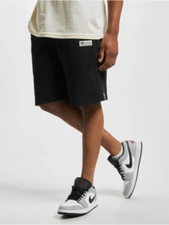 Alpha Industries Herren Shorts Organics In Schwarz