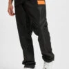 BALR Herren Jogginghose Rubber Badge Loose In Schwarz -Modisches Herrenbekleidungs Geschäft balr jogginghose schwarz 835916