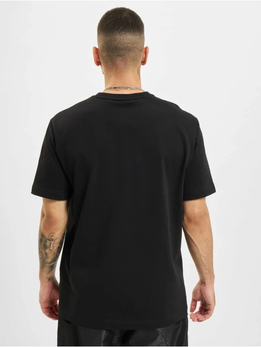 Herren T-Shirt Small Branded Box Fit in schwarz BALR Herren T-Shirt Small Branded Box Fit In Schwarz -Modisches Herrenbekleidungs Geschäft balr t shirt schwarz 835873 1