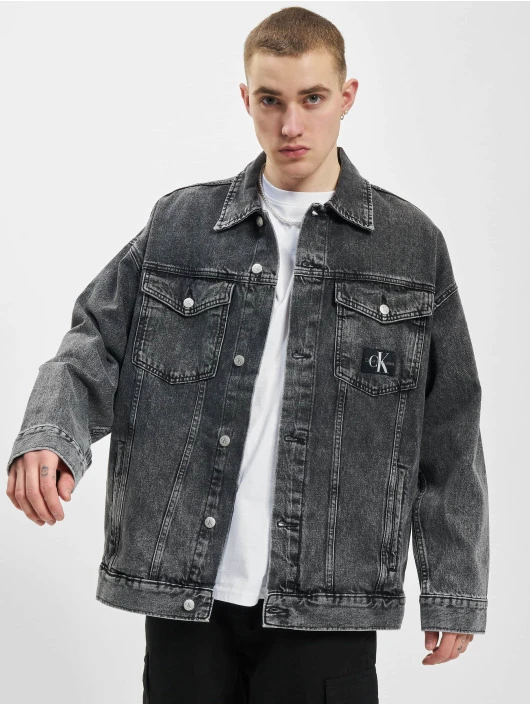 Herren Jeansjacken Extreme Oversize Dad in grau Calvin Klein Herren Jeansjacken Extreme Oversize Dad In Grau -Modisches Herrenbekleidungs Geschäft calvin klein jeansjacken grau 972981