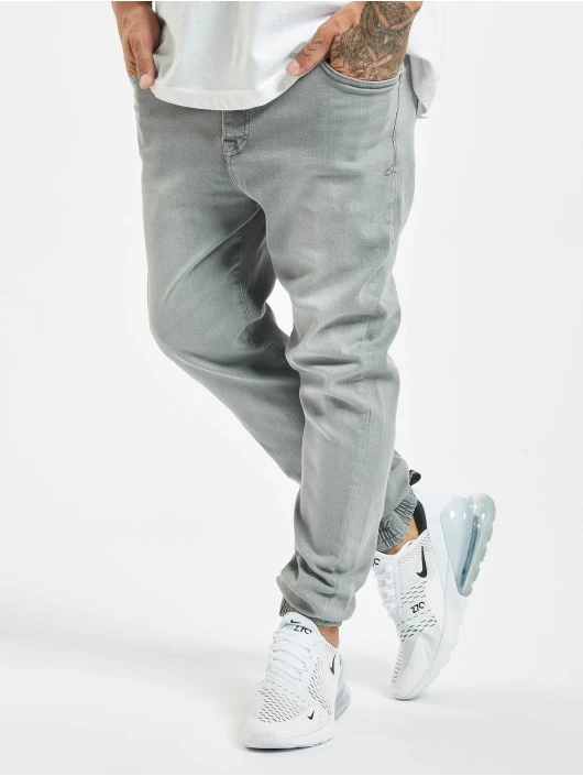 Herren Antifit Jean in grau DEF Herren Antifit Jean In Grau -Modisches Herrenbekleidungs Geschäft def antifit grau 602140