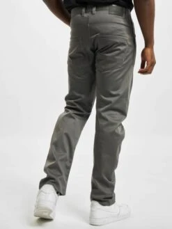 Jack & Jones Herren Chino Core Dale Colin In Grau -Modisches Herrenbekleidungs Geschäft jack jones chino grau 117131 1