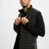 Jack & Jones Herren Weste Multi Bodywarmer In Schwarz -Modisches Herrenbekleidungs Geschäft jack jones weste schwarz 910131