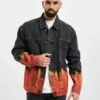 Herren Jeansjacken Bleach Flame Pleat In Schwarz 1 Herren Jeansjacken Bleach Flame Pleat In Schwarz -Modisches Herrenbekleidungs Geschäft marcelo burlon jeansjacken schwarz 835560