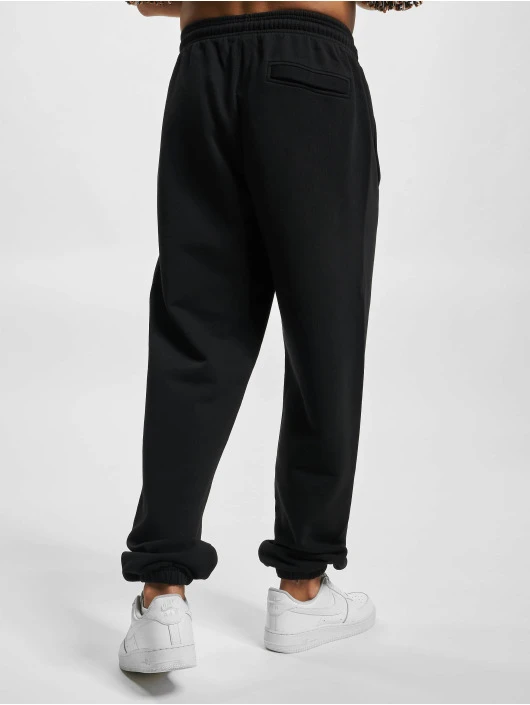 Herren Jogginghose Tempera Cross Relax in schwarz Herren Jogginghose Tempera Cross Relax In Schwarz -Modisches Herrenbekleidungs Geschäft marcelo burlon jogginghose schwarz 954949 1