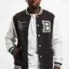 Mister Tee Herren College Jacke Baller College In Schwarz -Modisches Herrenbekleidungs Geschäft mister tee college jacke schwarz 898507