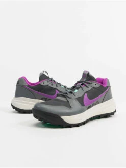 Nike Sneaker Acg Lowcate In Grau