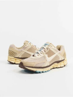 Nike Sneaker Zoom Vomero 5 In Weiß