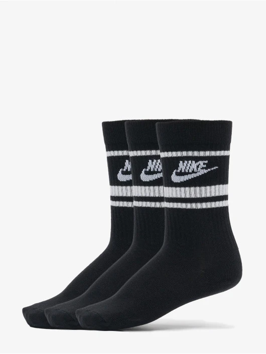 Socken Essential Stripe 3 Pack in schwarz Nike Socken Essential Stripe 3 Pack In Schwarz -Modisches Herrenbekleidungs Geschäft nike socken schwarz 808629