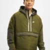 Nike Herren Winterjacke NSW Therma-Fit RPL Legacy Hooded In Grün -Modisches Herrenbekleidungs Geschäft nike winterjacke gruen 856823
