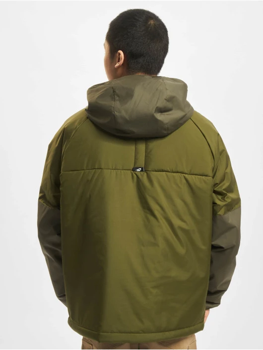 Herren Winterjacke NSW Therma-Fit RPL Legacy Hooded in grün Nike Herren Winterjacke NSW Therma-Fit RPL Legacy Hooded In Grün -Modisches Herrenbekleidungs Geschäft nike winterjacke gruen 856823 1