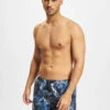 Only & Sons Herren Badeshorts Ted Flora Swim In Blau -Modisches Herrenbekleidungs Geschäft only sons badeshorts blau 893273