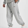 Puma Herren Jogginghose Re:Collection Relaxed In Grau -Modisches Herrenbekleidungs Geschäft puma jogginghose grau 891632
