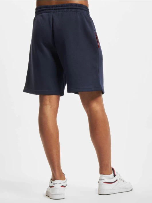 Herren Shorts BB Iverson Fleece in blau Reebok Herren Shorts BB Iverson Fleece In Blau -Modisches Herrenbekleidungs Geschäft reebok shorts blau 871157 1