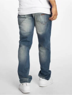 ROCAWEAR Herren Straight Fit Jeans TUE In Blau 3 ROCAWEAR Herren Straight Fit Jeans TUE In Blau -Modisches Herrenbekleidungs Geschäft rocawear straight fit jeans blau 479823 1