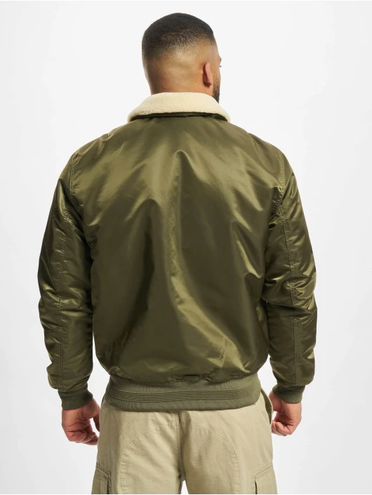 Herren Winterjacke Script Logo Pilot in olive Sean John Herren Winterjacke Script Logo Pilot In Olive -Modisches Herrenbekleidungs Geschäft sean john winterjacke olive 854953 1