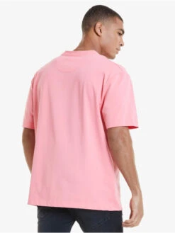 Herren T-Shirt Drop Shoulder Relaxed Fit In Pink 3 Herren T-Shirt Drop Shoulder Relaxed Fit In Pink -Modisches Herrenbekleidungs Geschäft sik silk t shirt pink 844540 1