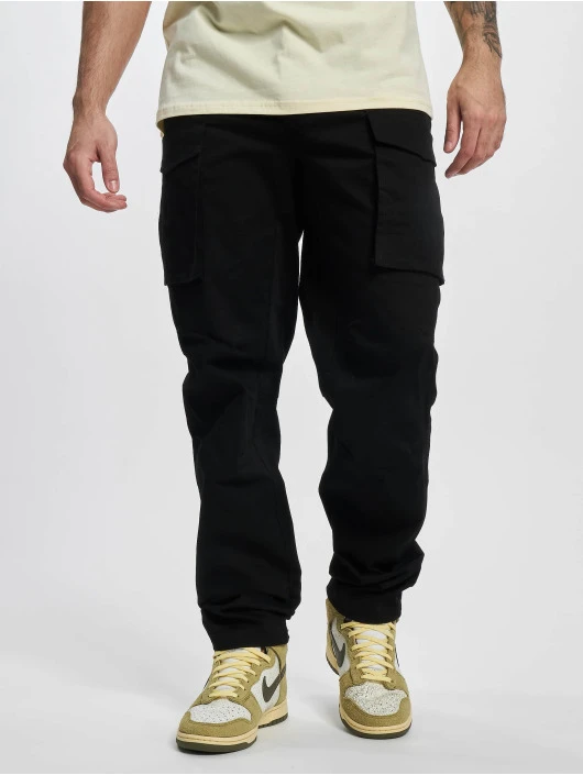 Herren Cargohose Modern in schwarz SIXTH JUNE Herren Cargohose Modern In Schwarz -Modisches Herrenbekleidungs Geschäft sixth june cargohose schwarz 972053