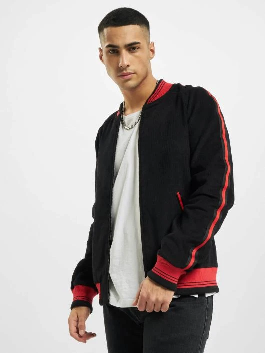 Herren Übergangsjacke Transition in schwarz SIXTH JUNE Herren Übergangsjacke Transition In Schwarz -Modisches Herrenbekleidungs Geschäft sixth june uebergangsjacke schwarz 518569