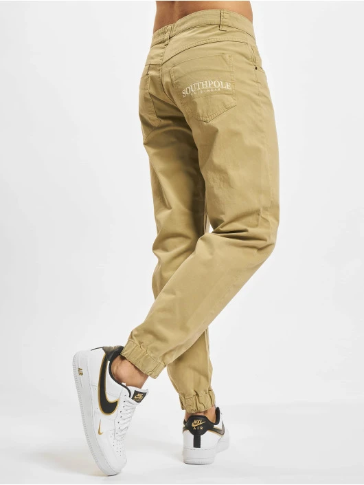 Herren Chino Script Twill Chino in beige Southpole Herren Chino Script Twill Chino In Beige -Modisches Herrenbekleidungs Geschäft southpole chino beige 894386 1
