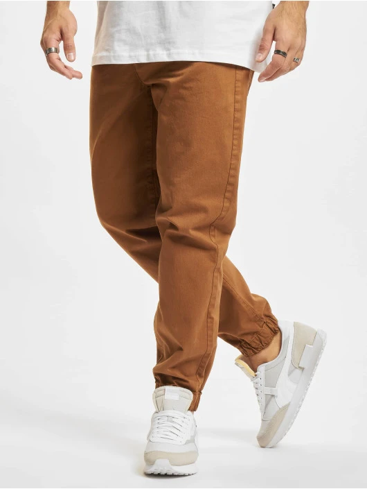 Herren Chino Script Twill in braun Southpole Herren Chino Script Twill In Braun -Modisches Herrenbekleidungs Geschäft southpole chino braun 894392
