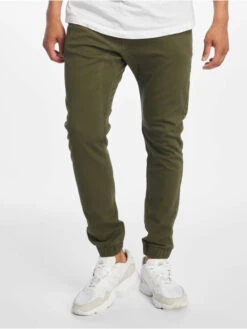 Southpole Herren Chino Stretch In Olive
