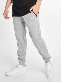 Southpole Herren Jogginghose Basic Tech Fleece In Grau