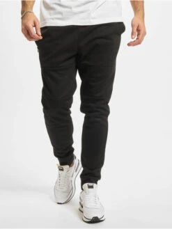 Southpole Herren Jogginghose Side Zipper Tech Fleece In Schwarz