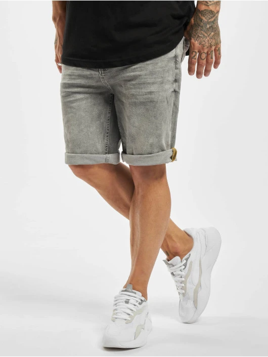 Herren Shorts Bermuda in grau SUBLEVEL Herren Shorts Bermuda In Grau -Modisches Herrenbekleidungs Geschäft sublevel shorts grau 774690