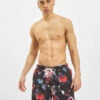 URBAN CLASSICS Herren Badeshorts Pattern  In Schwarz -Modisches Herrenbekleidungs Geschäft urban classics badeshorts schwarz 818416