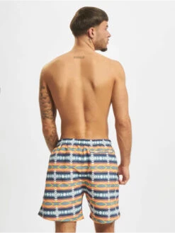 URBAN CLASSICS Herren Badeshorts Inka In Weiß -Modisches Herrenbekleidungs Geschäft urban classics badeshorts weiss 750585 1