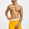 URBAN CLASSICS Herren Badeshorts Retro Swim In Weiß -Modisches Herrenbekleidungs Geschäft urban classics badeshorts weiss 903867
