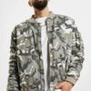 URBAN CLASSICS Herren Bomberjacke Vintage Camo In Camouflage -Modisches Herrenbekleidungs Geschäft urban classics bomberjacke camouflage 400423