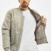 URBAN CLASSICS Herren Bomberjacke Basic In Grau -Modisches Herrenbekleidungs Geschäft urban classics bomberjacke grau 263914
