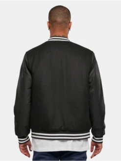 URBAN CLASSICS Herren College Jacke Big U College In Schwarz -Modisches Herrenbekleidungs Geschäft urban classics college jacke schwarz 918338 1