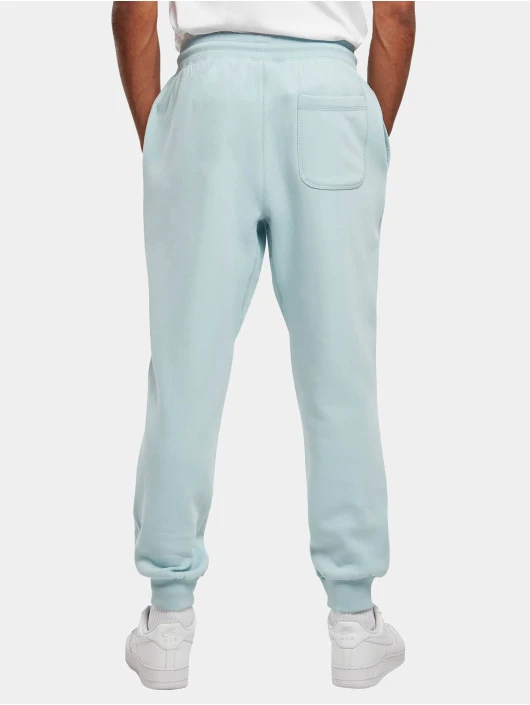 Herren Jogginghose Basic in blau URBAN CLASSICS Herren Jogginghose Basic In Blau -Modisches Herrenbekleidungs Geschäft urban classics jogginghose blau 902938 1