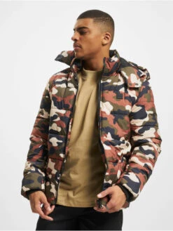URBAN CLASSICS Herren Puffer Jacket Hooded Camo In Camouflage