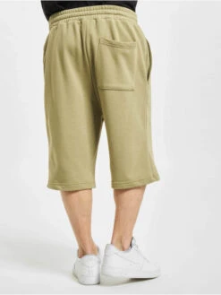 URBAN CLASSICS Herren Shorts Low Crotch In Khaki 3 URBAN CLASSICS Herren Shorts Low Crotch In Khaki -Modisches Herrenbekleidungs Geschäft urban classics shorts khaki 818303 1