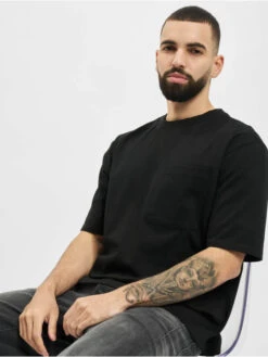 URBAN CLASSICS Herren T-Shirt Heavy Boxy Pocket Tee In Schwarz