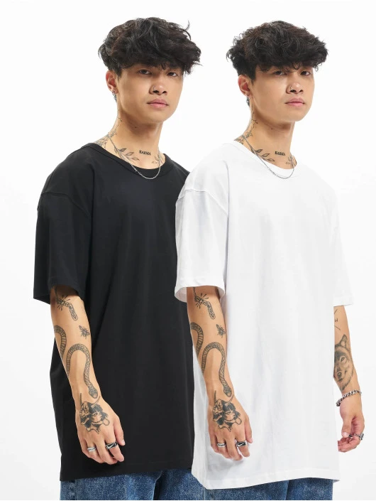 Herren T-Shirt Oversized 2-Pack in schwarz URBAN CLASSICS Herren T-Shirt Oversized 2-Pack In Schwarz -Modisches Herrenbekleidungs Geschäft urban classics t shirt schwarz 910467