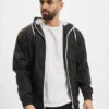 URBAN CLASSICS Herren Übergangsjacke Contrast Windrunner In Schwarz