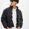 URBAN CLASSICS Herren Winterjacke Cropped In Schwarz -Modisches Herrenbekleidungs Geschäft urban classics winterjacke schwarz 860945